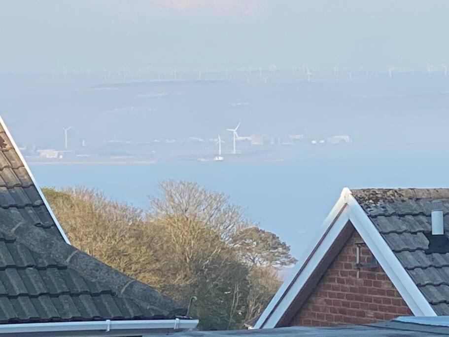 Luxury Mumbles View Studio Apartment Swansea Extérieur photo